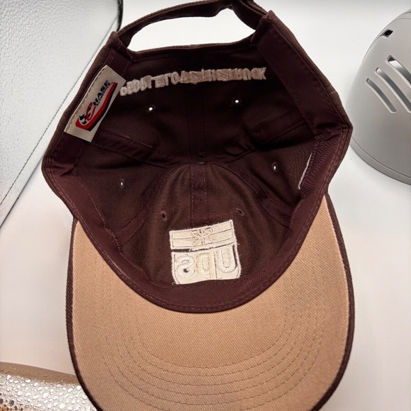 UPS Gift Logo NASCAR Robert Yates Racing Dale Jarrett #88 Love the Truck Hat - Picture 10 of 11